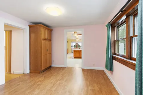 148 Holly Street Dekalb IL 60115
