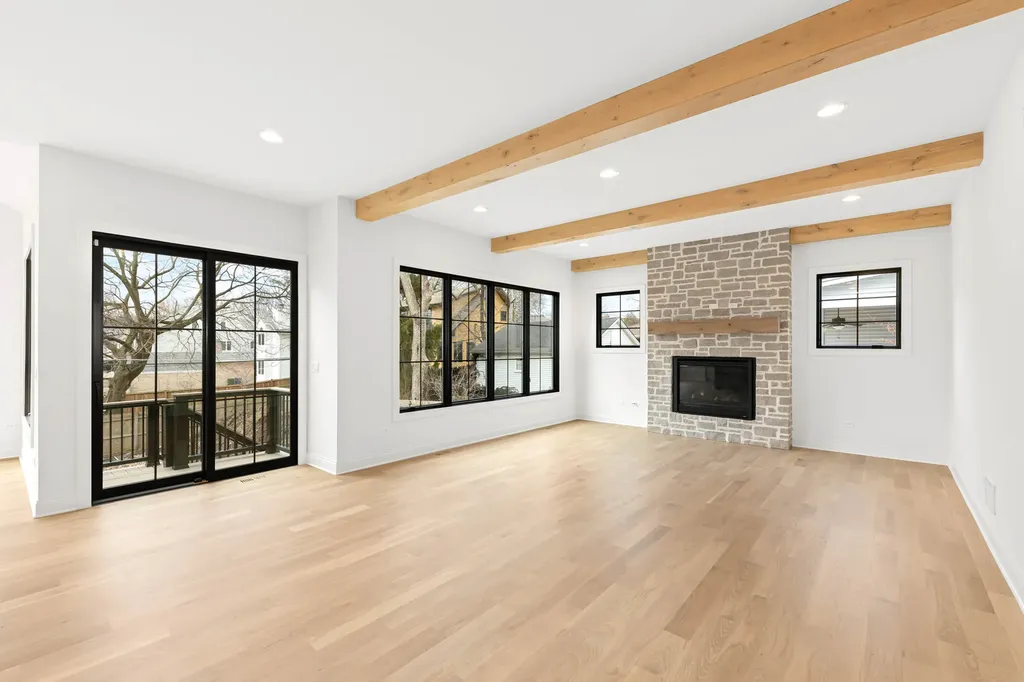 660 North Eagle Street Naperville IL 60563