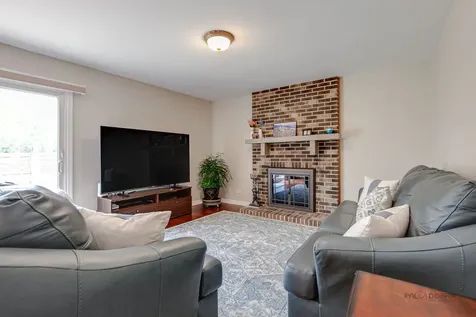 117 Annapolis Drive Vernon Hills IL 60061