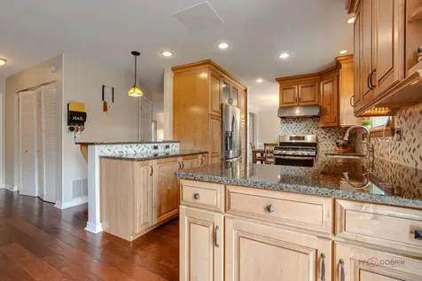 117 Annapolis Drive Vernon Hills IL 60061