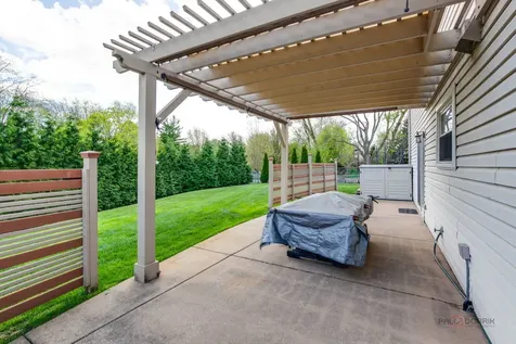 117 Annapolis Drive Vernon Hills IL 60061