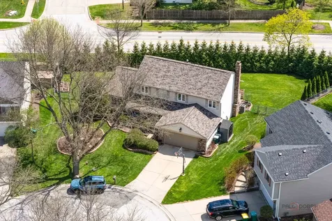 117 Annapolis Drive Vernon Hills IL 60061