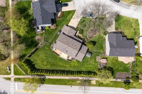 117 Annapolis Drive Vernon Hills IL 60061
