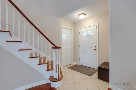 117 Annapolis Drive Vernon Hills IL 60061