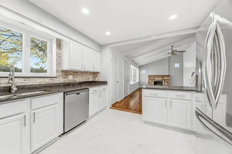 4024 West 106th Street Oak Lawn IL 60453