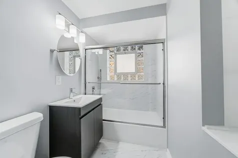 4024 West 106th Street Oak Lawn IL 60453