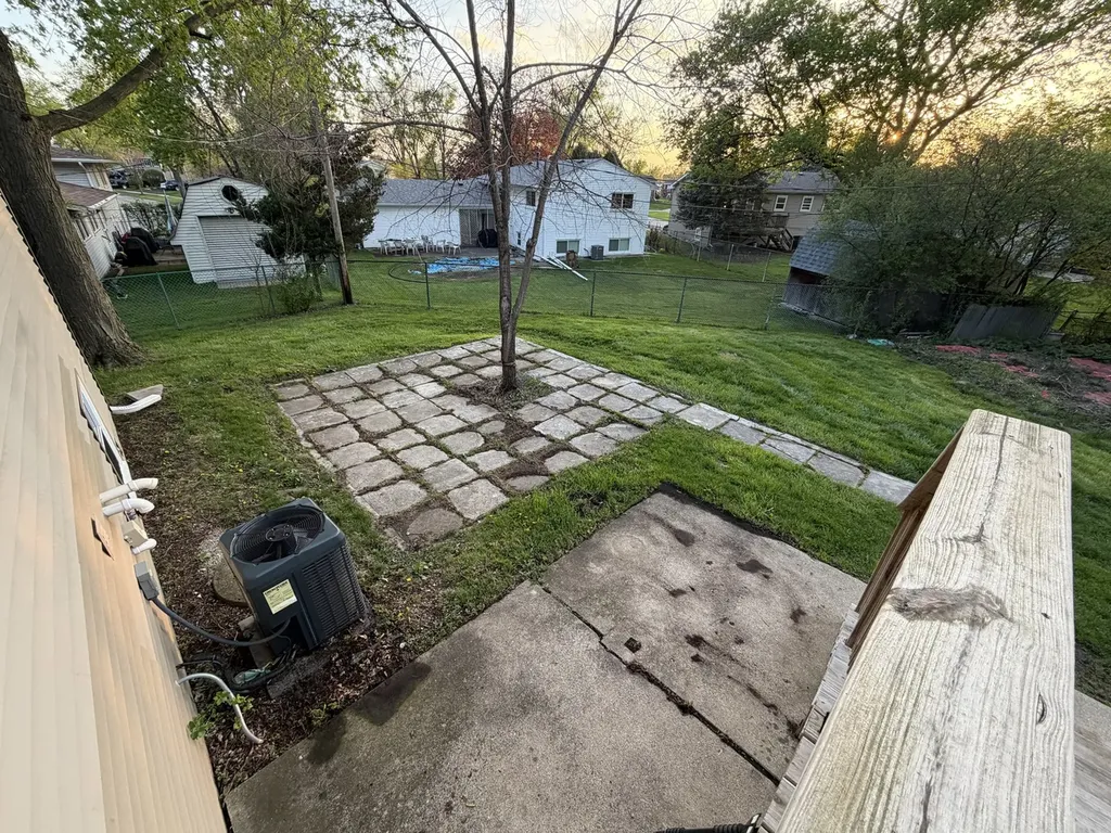 7728 Dalewood Parkway Woodridge IL 60517