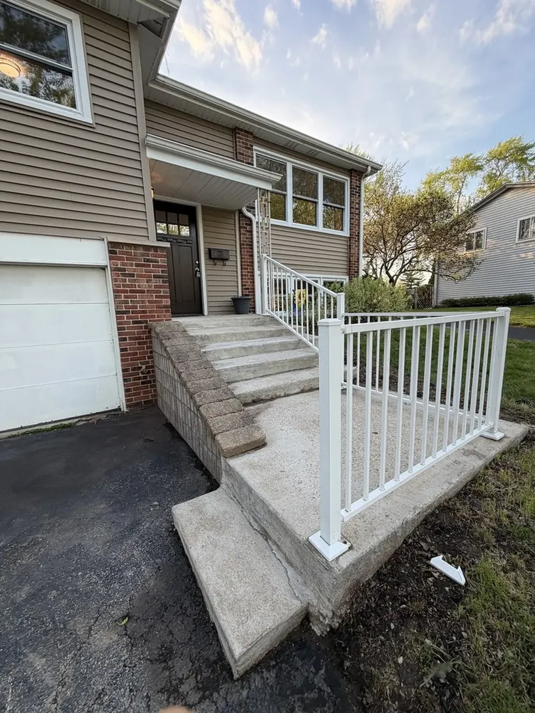 7728 Dalewood Parkway Woodridge IL 60517
