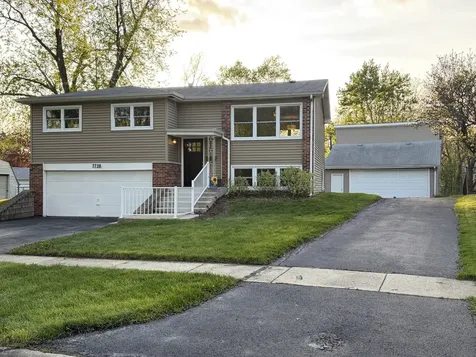 7728 Dalewood Parkway Woodridge IL 60517