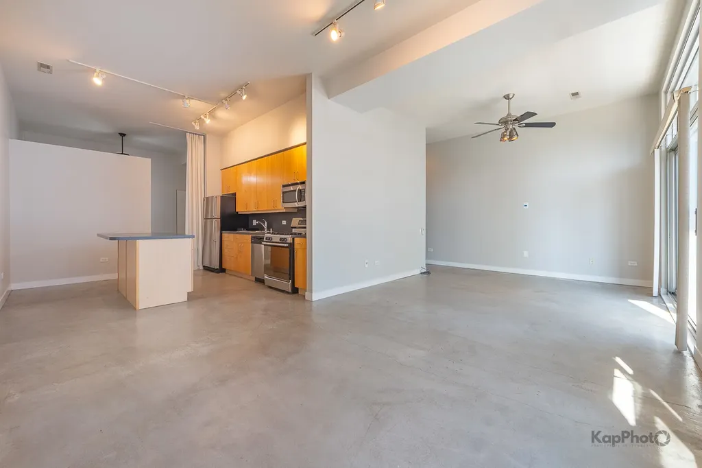 939 West Madison Street Chicago IL 60607