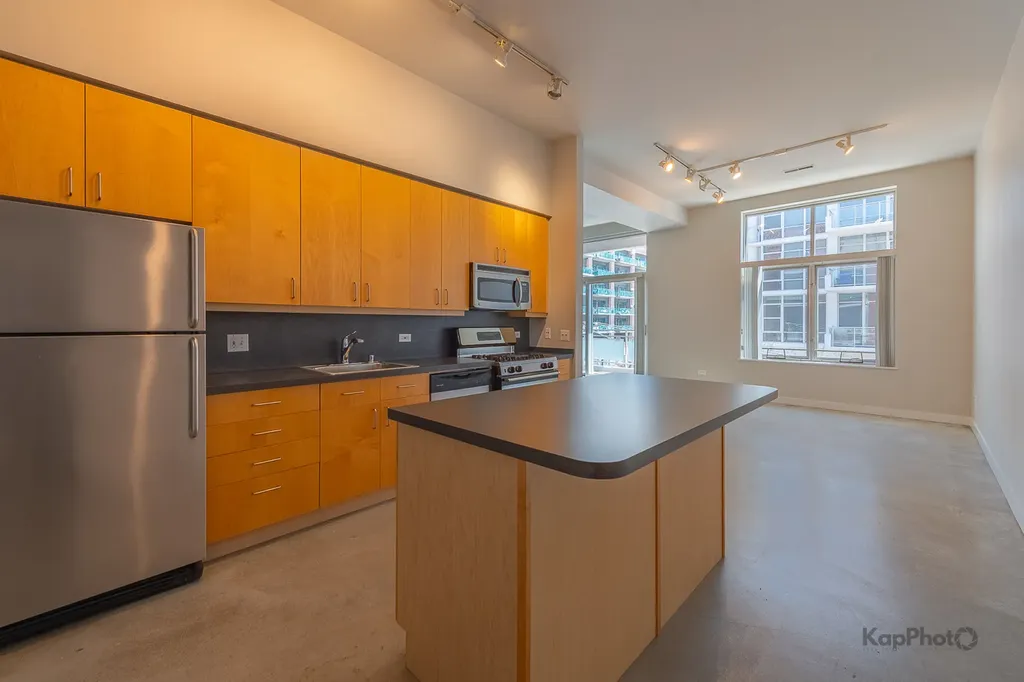 939 West Madison Street Chicago IL 60607