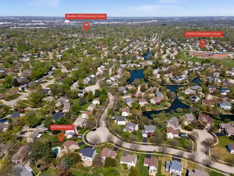 542 Waterford Drive Oswego IL 60543