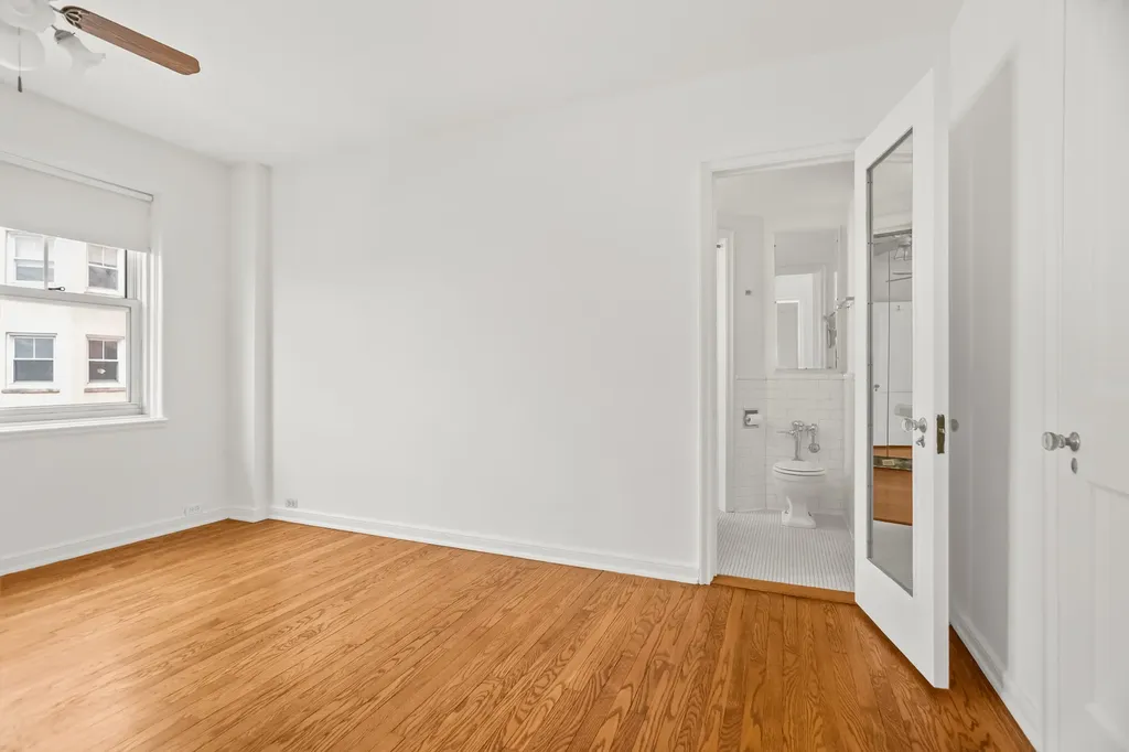 5555 North Sheridan Road Chicago IL 60640