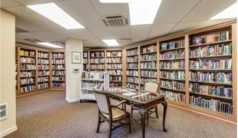 5555 North Sheridan Road Chicago IL 60640