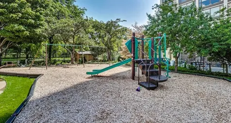 5555 North Sheridan Road Chicago IL 60640