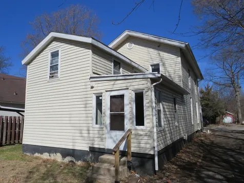 317 Deleon Street Ottawa IL 61350