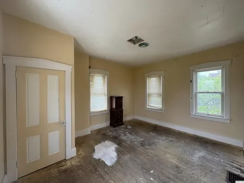 608 Adams Quincy IL 62301