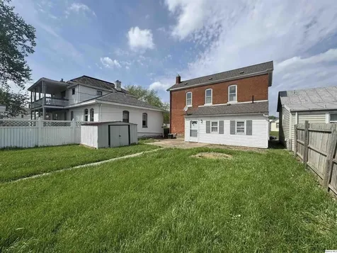 608 Adams Quincy IL 62301