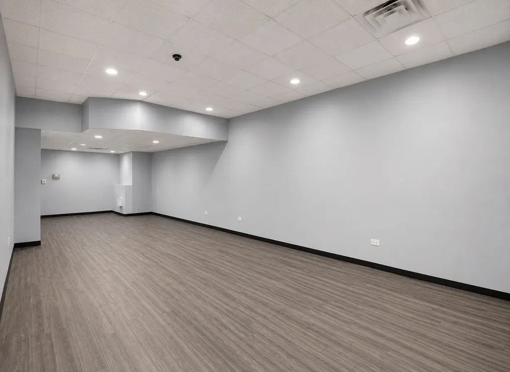 3210 West Lawrence Avenue Chicago IL 60625