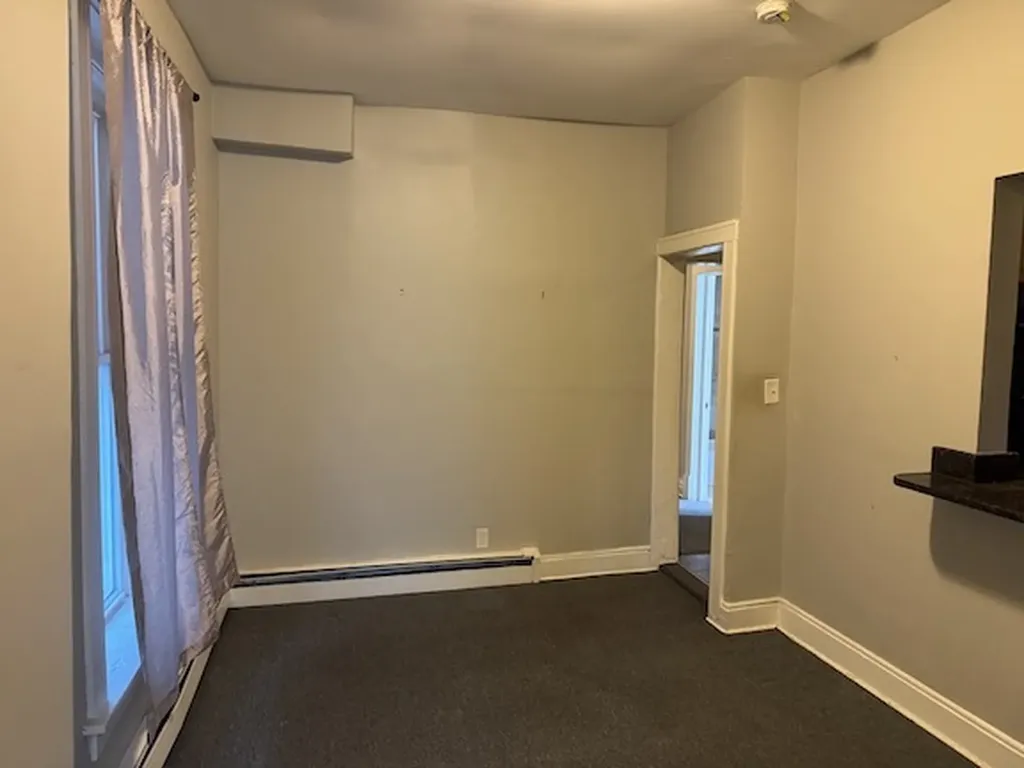 6619 South Ellis Avenue Chicago IL 60637