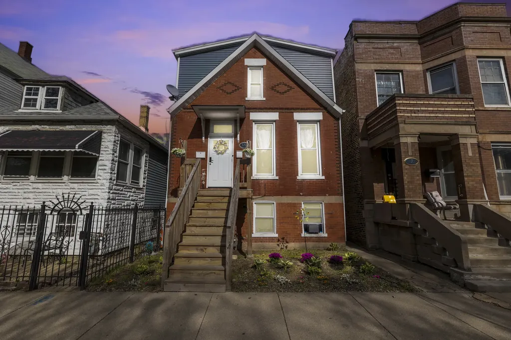 5233 South Racine Street Chicago IL 60609