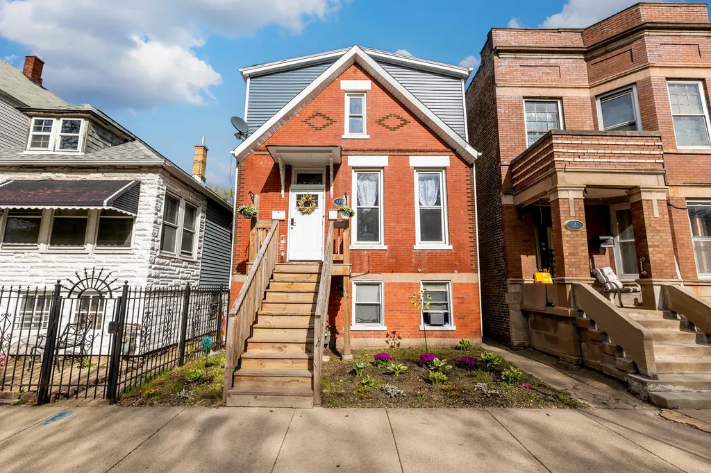 5233 South Racine Street Chicago IL 60609