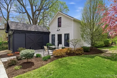 320 South 6th Street Geneva IL 60134