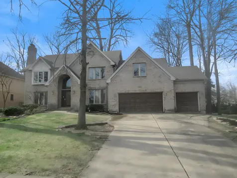 2905 Royal Fox Drive St. Charles IL 60174