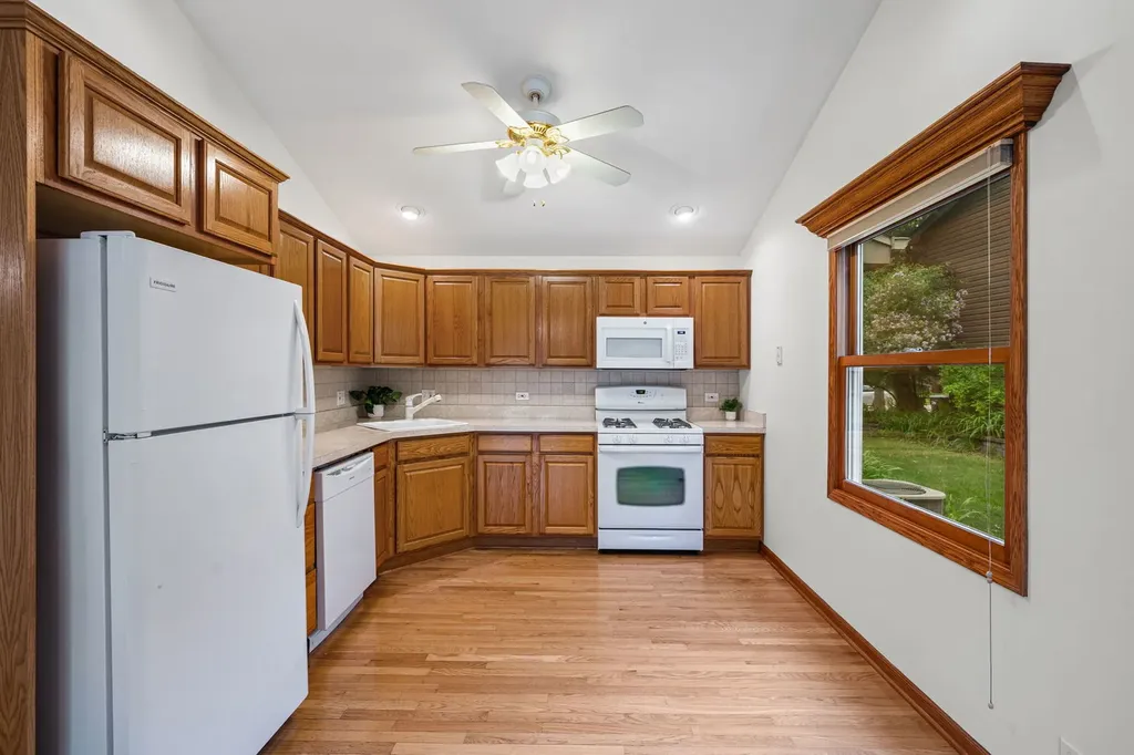 1120 Brush Hill Lane Lake Zurich IL 60047