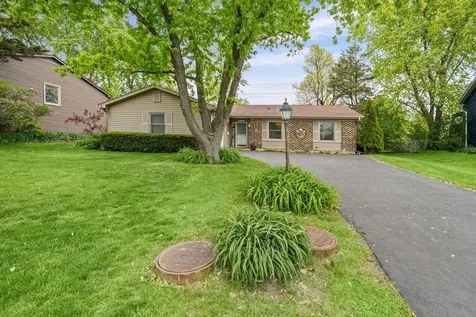 1120 Brush Hill Lane Lake Zurich IL 60047