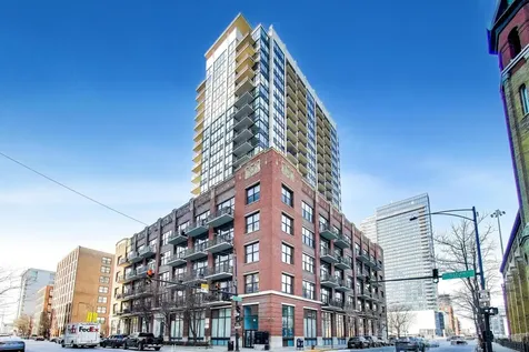 210 South Des Plaines Street Chicago IL 60661