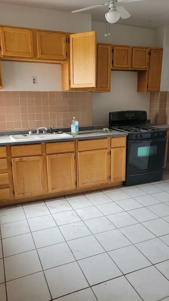 6700 South Crandon Avenue Chicago IL 60649
