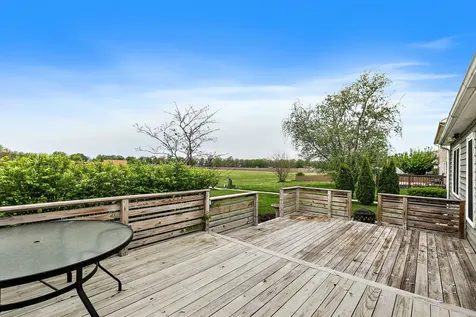 511 West Miller Avenue Hinckley IL 60520