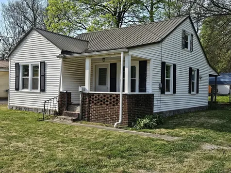 415 East Johnson Street Fairfield IL 62837