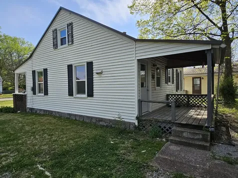 415 East Johnson Street Fairfield IL 62837