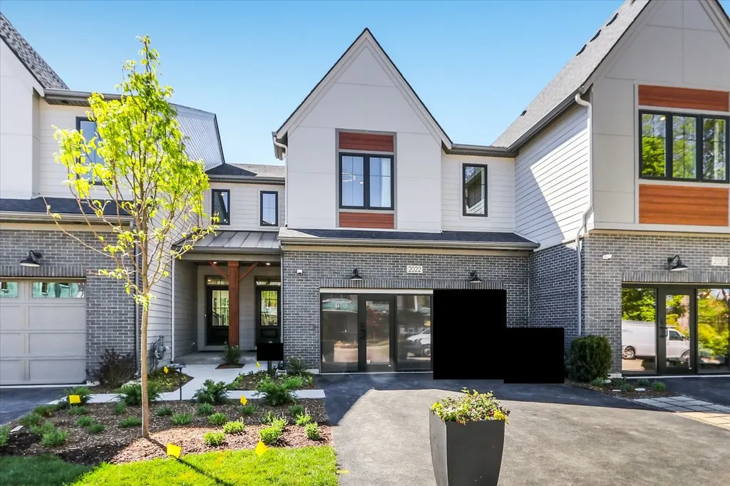2054 Iron Ridge Lane Naperville IL 60563