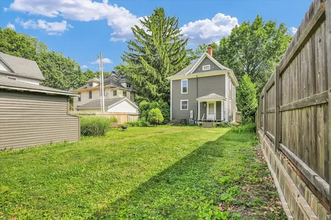 604 West Healey Street Champaign IL 61820