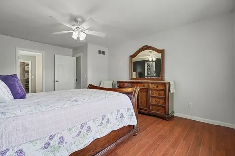 206 East Tomaras Avenue Savoy IL 61874