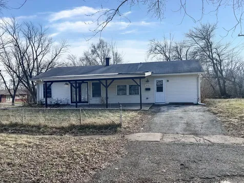1950 219TH Place Sauk Village IL 60411