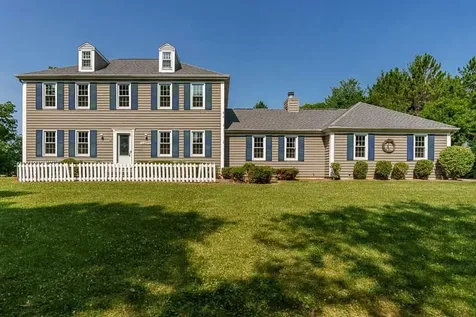 12002 South Gate Roscoe IL 61073