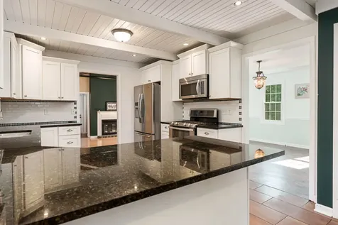 12002 South Gate Roscoe IL 61073