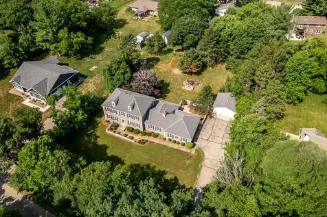 12002 South Gate Roscoe IL 61073