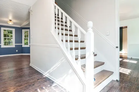 12002 South Gate Roscoe IL 61073