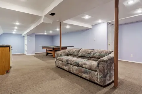 12002 South Gate Roscoe IL 61073
