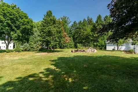 12002 South Gate Roscoe IL 61073