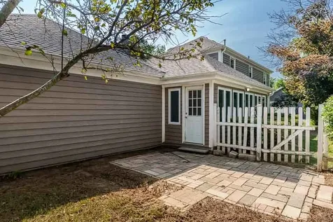 12002 South Gate Roscoe IL 61073