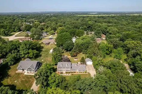 12002 South Gate Roscoe IL 61073