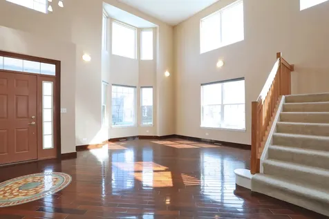 829 Clover Ridge Lane Itasca IL 60143