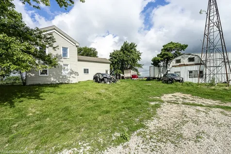 11475 East 3050 North Road Blackstone IL 61313