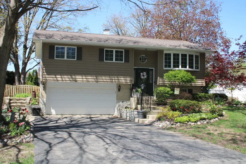 207 York Place New Lenox IL 60451